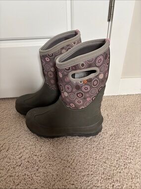 Bogs floral winter Boots - Gray and Pink